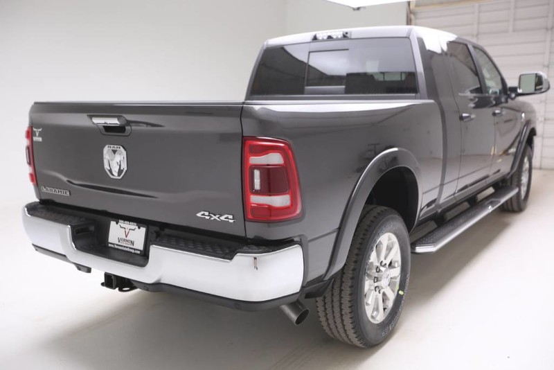 New 2020 Ram 3500 SRW Laramie Crew Cab 4x4 #D7011 | Vernon Auto Group